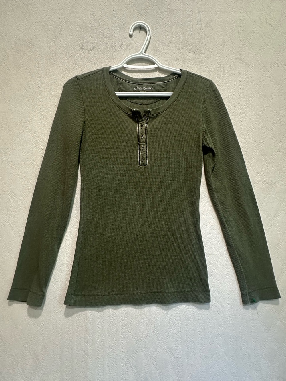 Eddie Bauer Olive Waffle Knit Henley Long-Sleeve Top Sz S Bella Swan